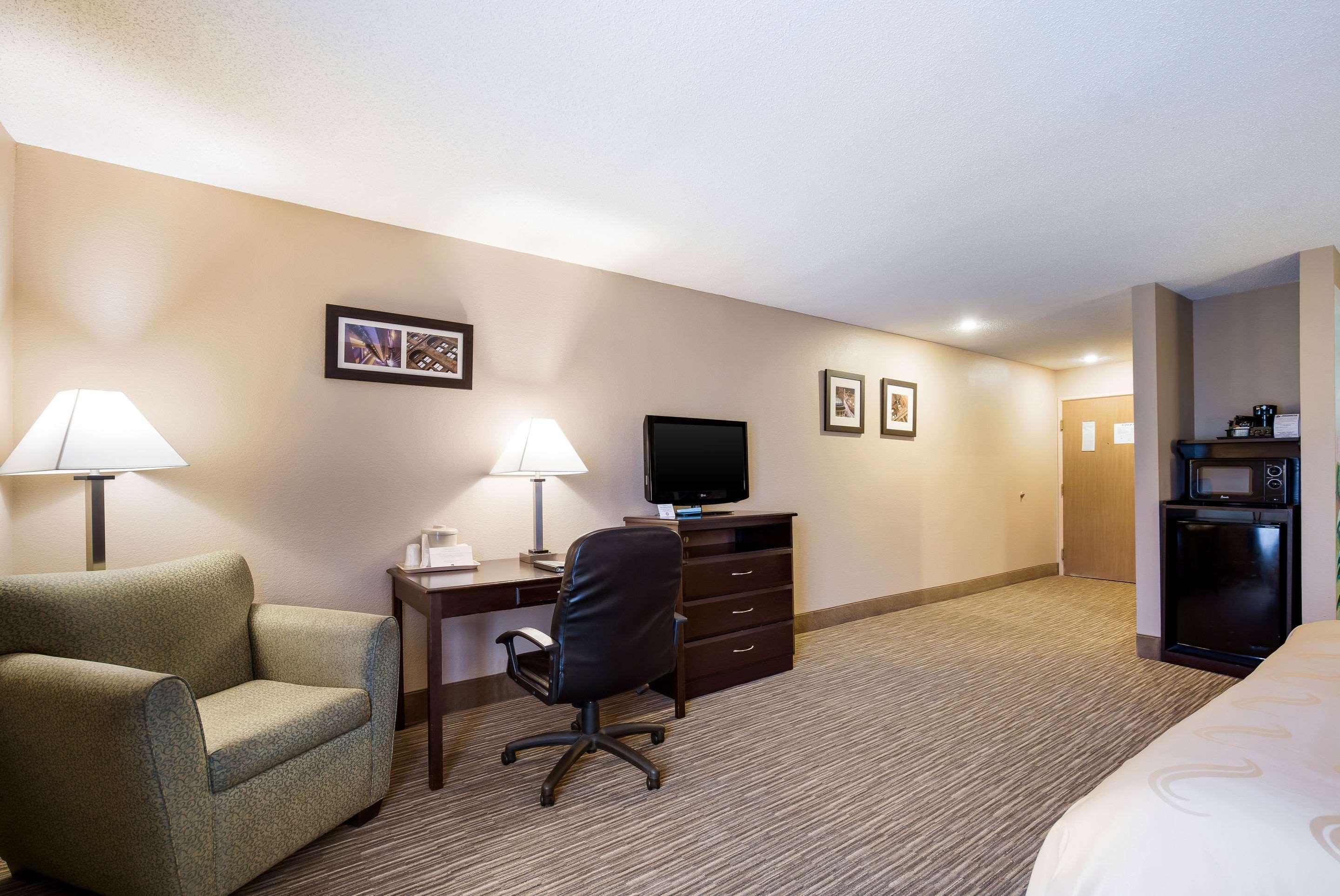 Quality Inn I-70 Near Kansas Speedway Kansas City Exterior foto