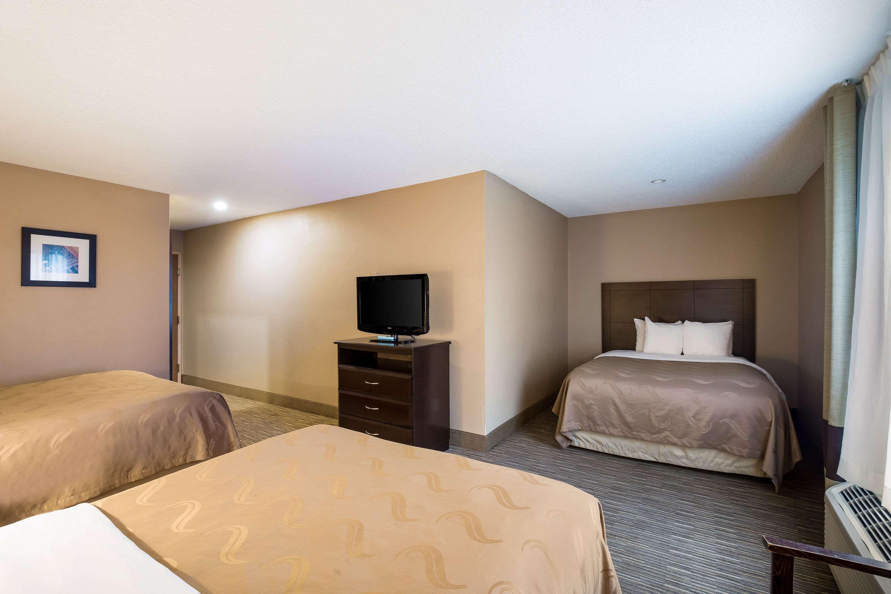 Quality Inn I-70 Near Kansas Speedway Kansas City Exterior foto