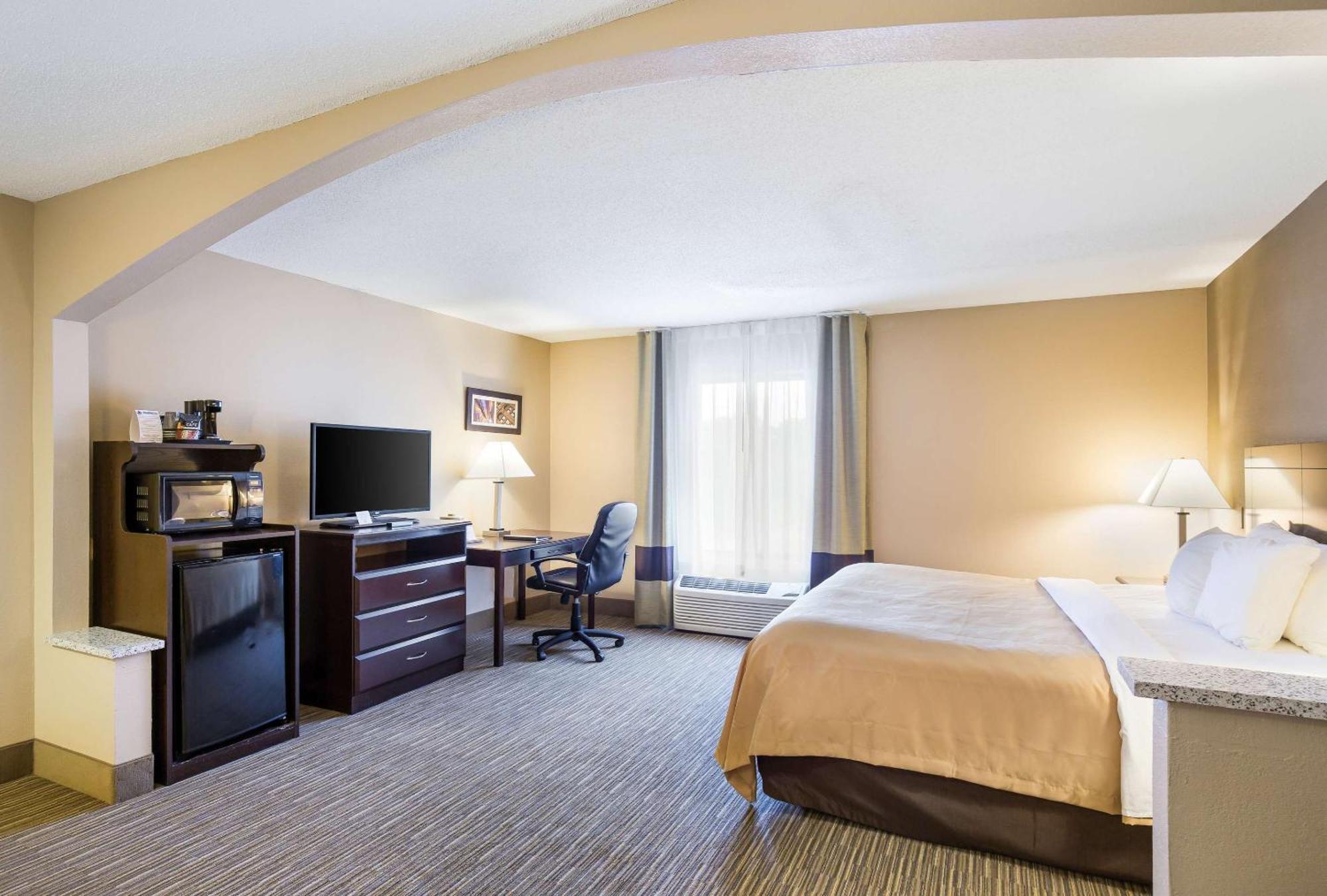 Quality Inn I-70 Near Kansas Speedway Kansas City Exterior foto
